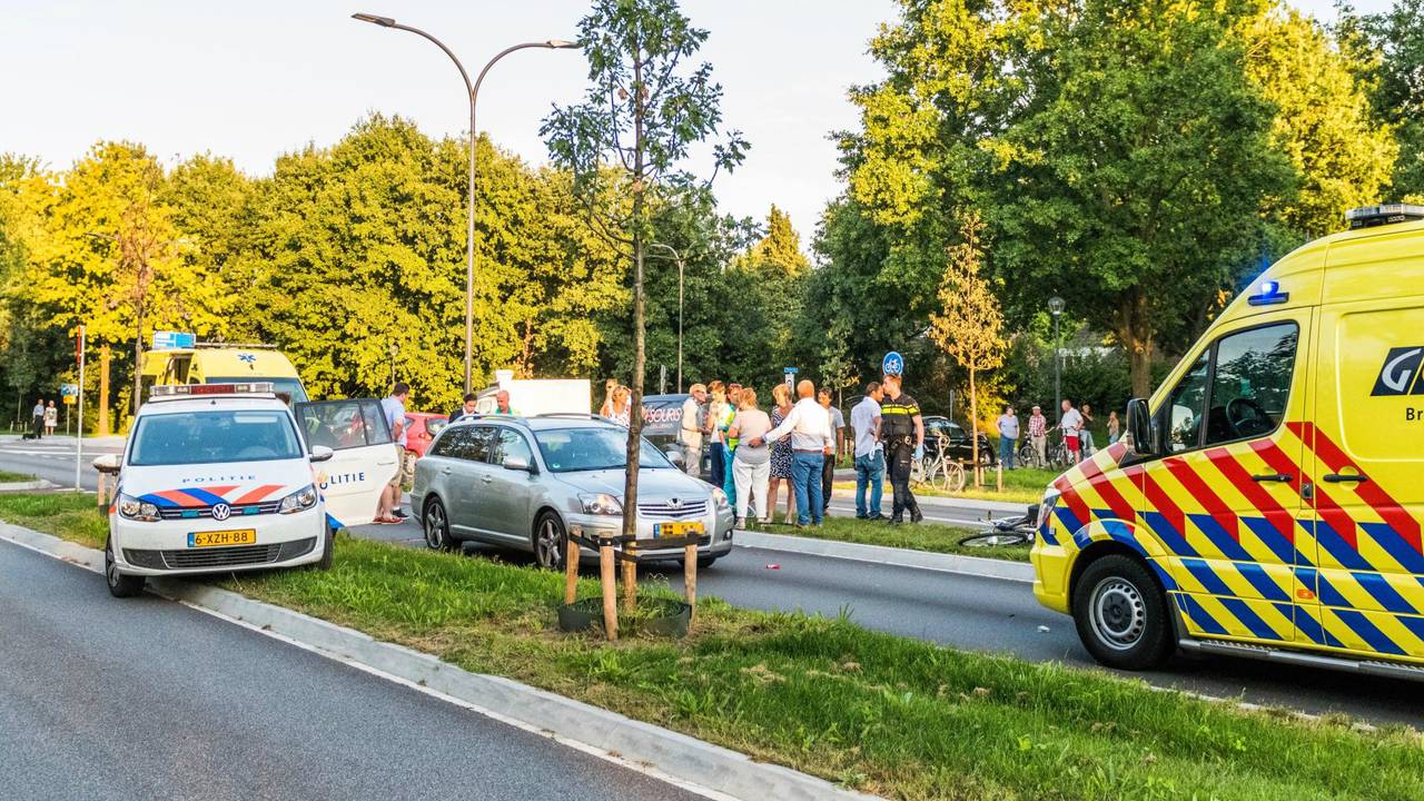 Politie zoekt getuigen van dodelijk ongeluk Mensen in de bus móeten