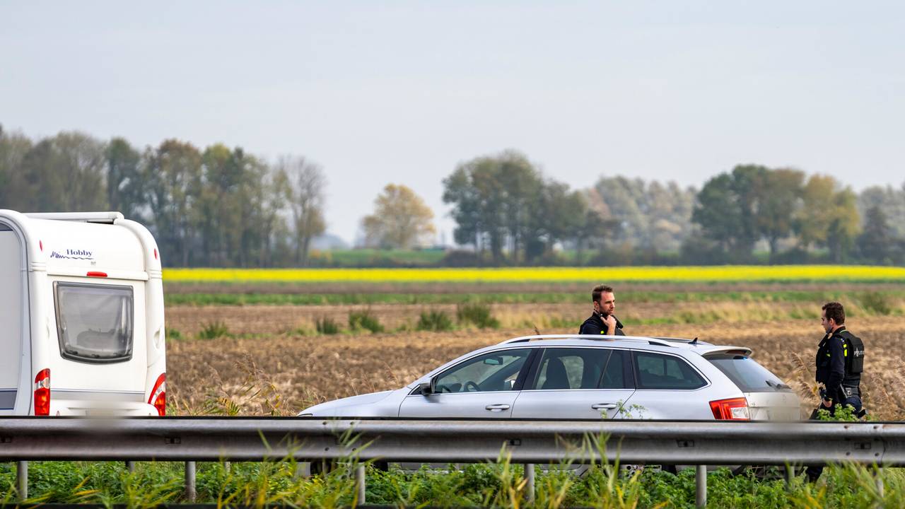 De politieactie op de A27 (foto: Marcel van Dorst / SQ Vision).