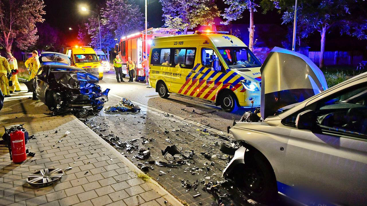 Alcohol in het spel bij zwaar ongeluk in Bladel: 5 jongeren in auto gewond - Vimarsana News