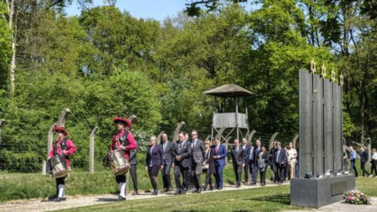 Oorlogsslachtoffers worden herdacht in Vught (Archieffoto Omroep Brabant).