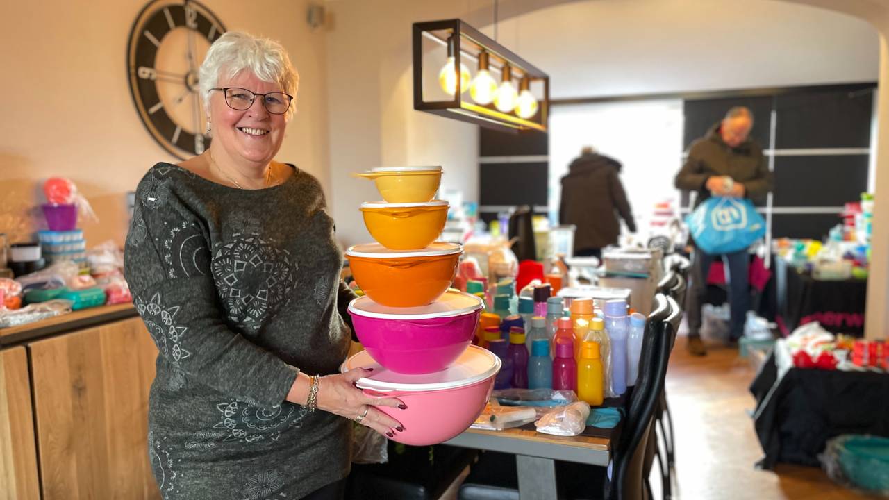 Marga IJpelaar verkoopt het al 31 jaar (foto: Raymond Merkx).