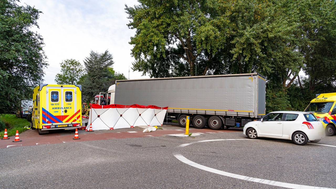 Un cycliste (49 ans) est mort dans une collision avec un camion à Giessen