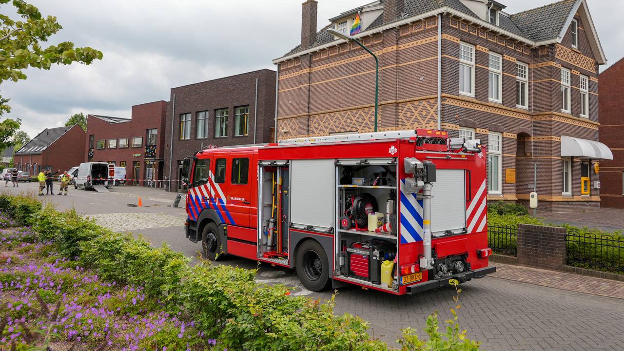 De gaslekken ontstonden aan de Kloosterstraat in Oijen (foto: Gabor Heeres/SQ Vision).