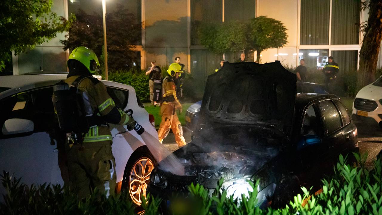 De brandweer had de brand snel onder controle (foto: Christian Traets/SQ Vision).