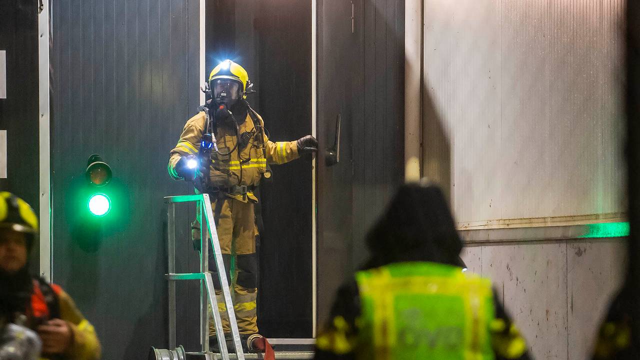 Het is nog niet duidelijk wat er precies in brand staat (foto: Gabor Heeres/SQ Vision).