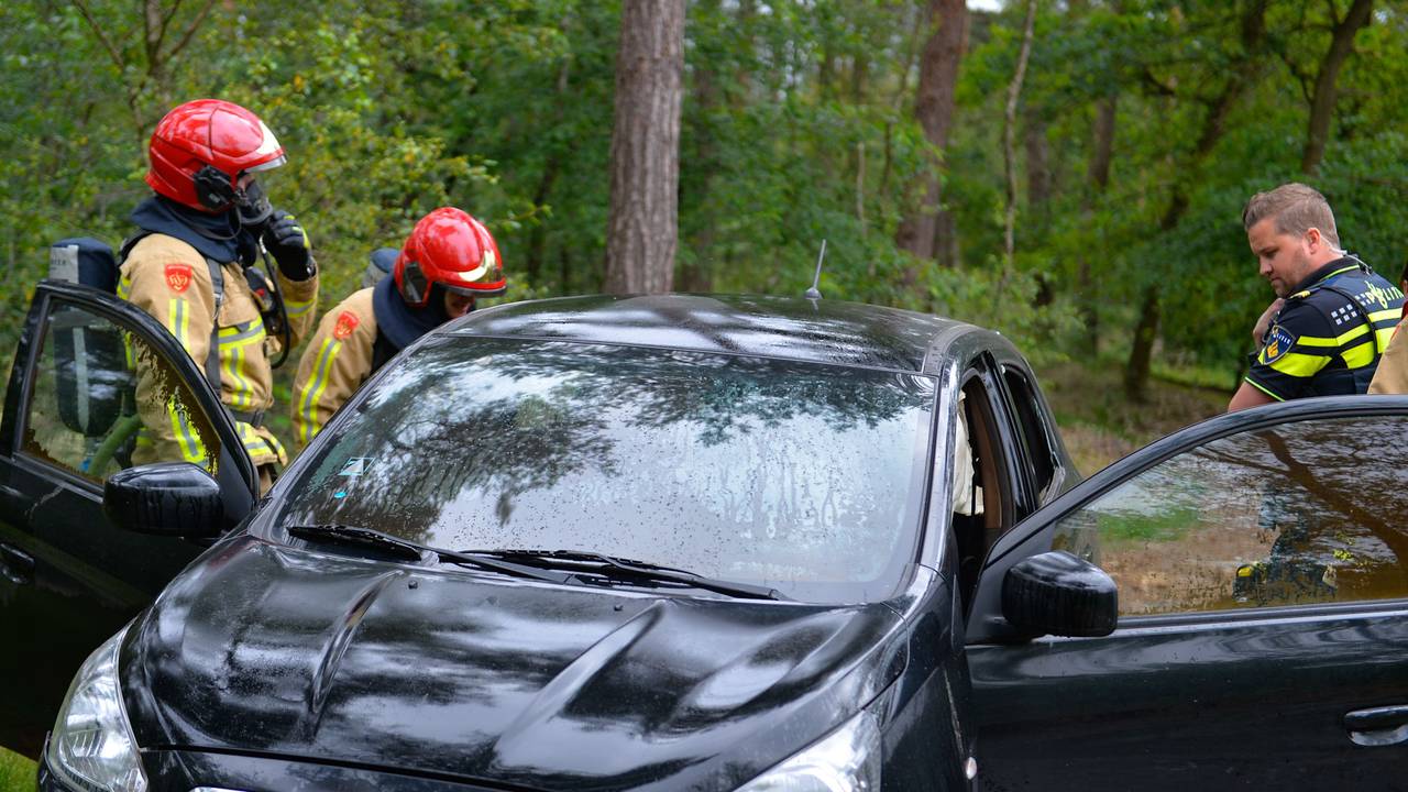 Er wordt rekening gehouden met brandstichting (foto: Walter van Bussel/SQ Vision).