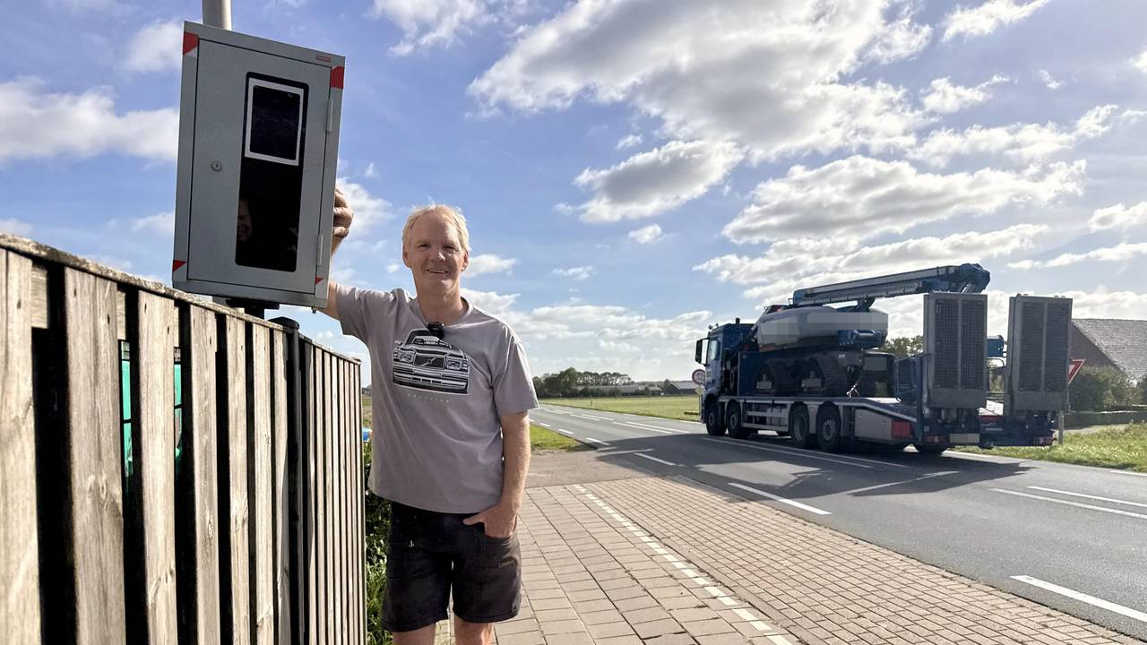 Lowie heeft de flitskast precies op zijn eigen terrein geplaatst (foto: Erik Peeters)