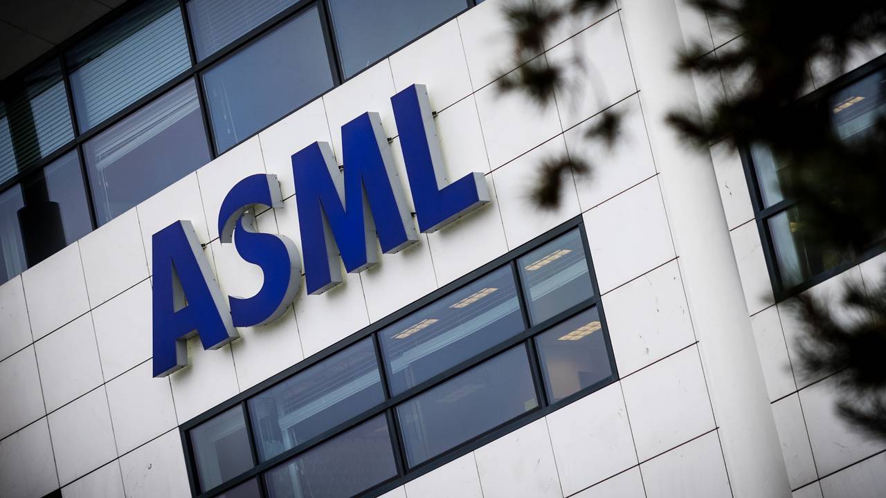 « ASML menace de quitter les Pays-Bas : inquiétudes majeures au sein du cabinet »