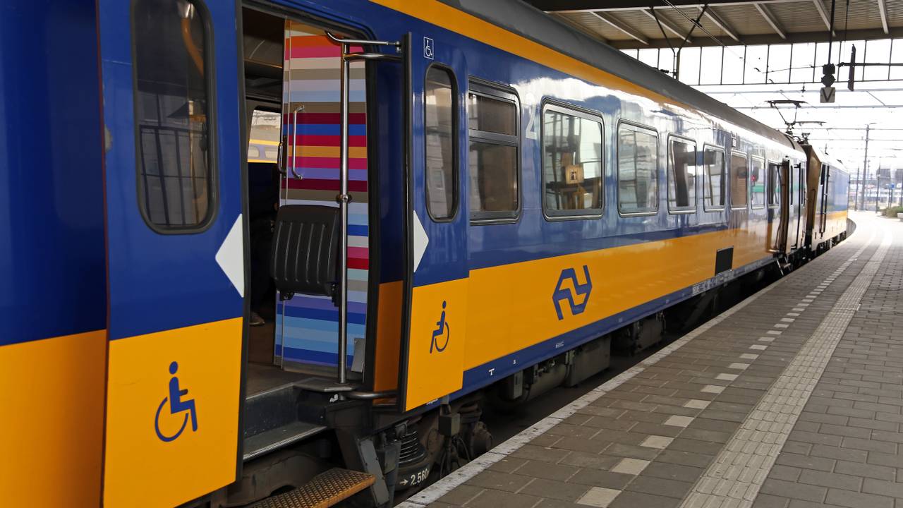 'Nieuwe spoorlijnen EindhovenAntwerpen en BredaUtrecht aanleggen', zegt D66 Omroep Brabant