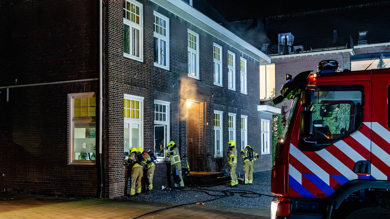 De ergste vlammen zijn geblust (foto: Jack Brekelmans/SQ Vision).