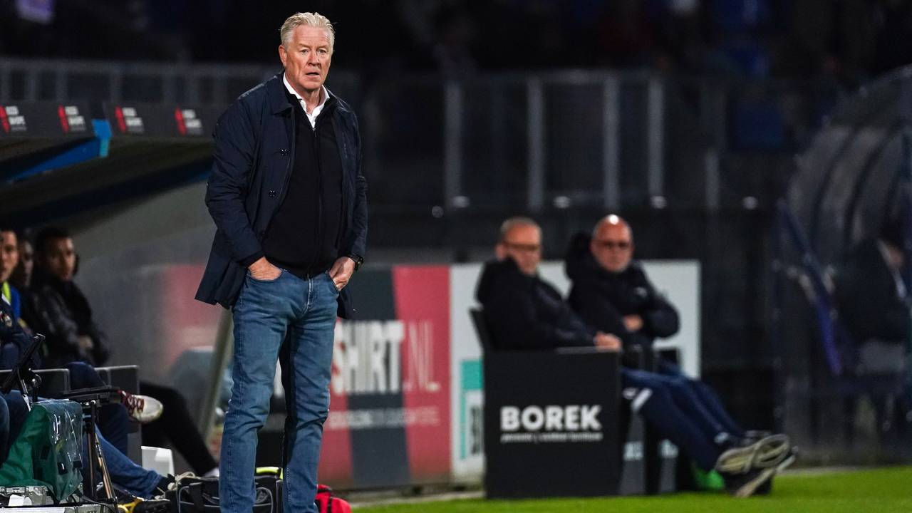 Willem II-trainer Peter Maes. (Foto: Joris Verwijst/Orange Pictures)