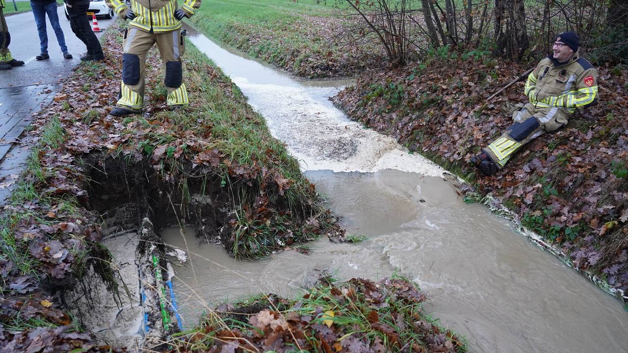 De wateroverlast in Dorst (foto: Jeroen Stuve/SQ Vision Mediaprodukties).