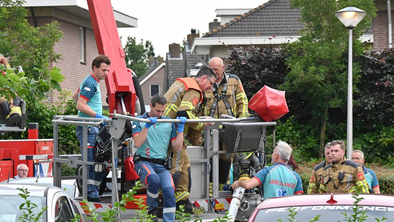 Een aantal van de vele hulpverleners die werden ingezet (foto: Perry Roovers/SQ Vision).