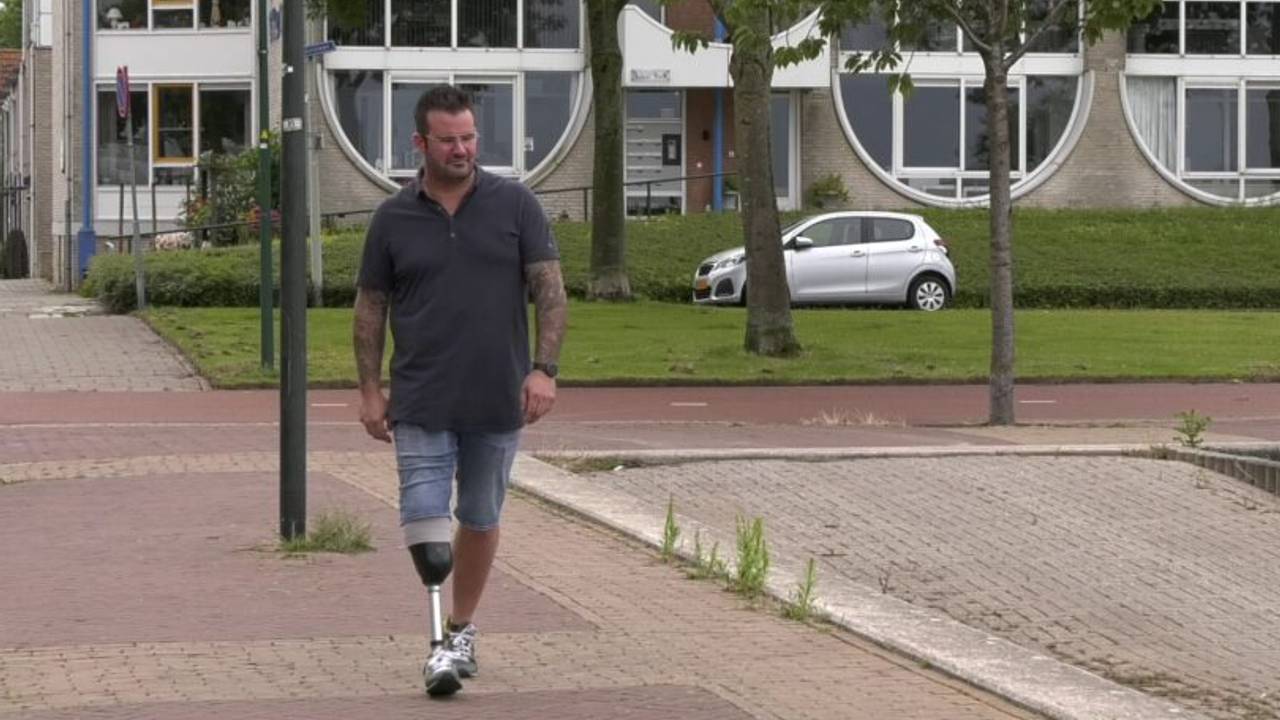 Jeff hoopt met een nieuwe operatie eindelijk pijnvrij te kunnen leven.