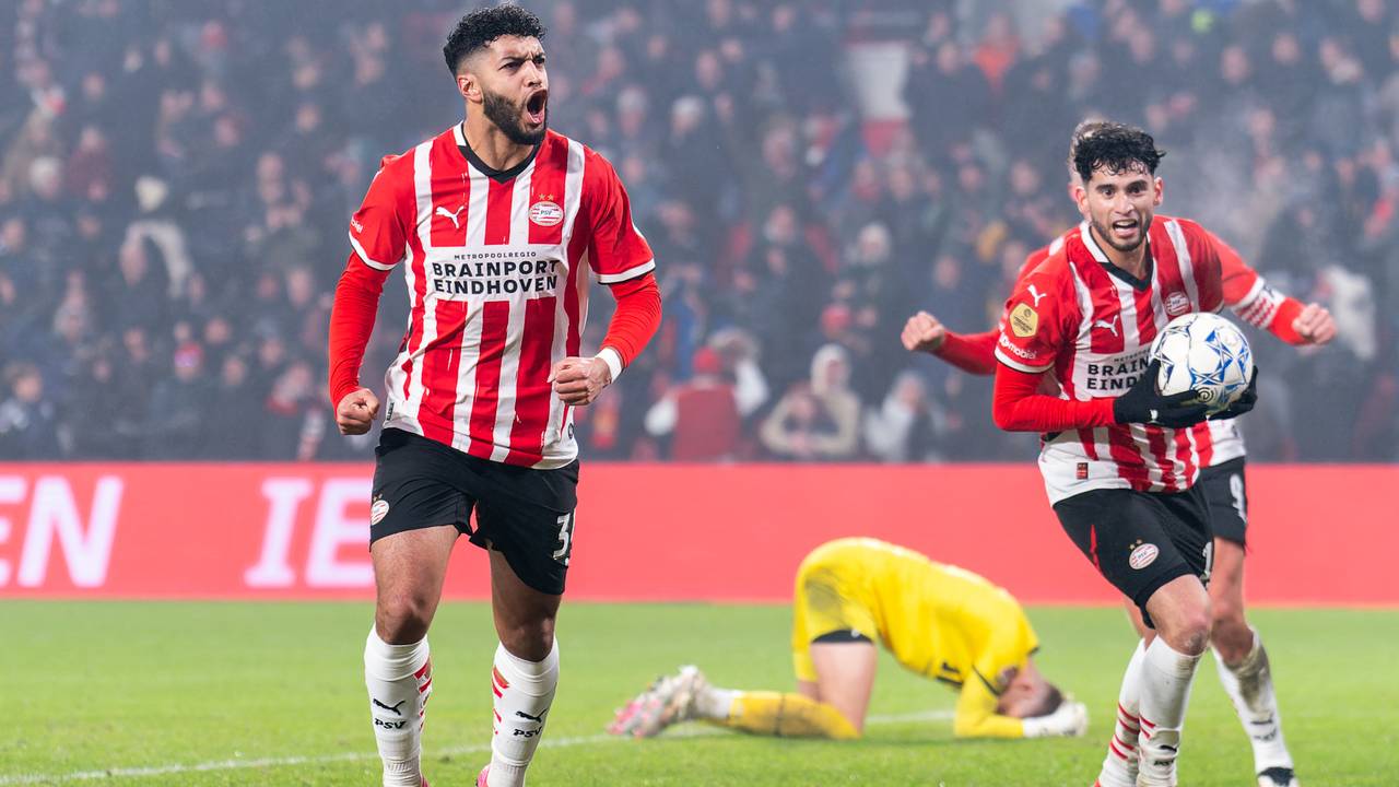 In de allerlaatste seconde van de reguliere speeltijd schoot Ismael Saibari PSV op 3-3. (Foto: Joris Verwijst/Orange Pictures)