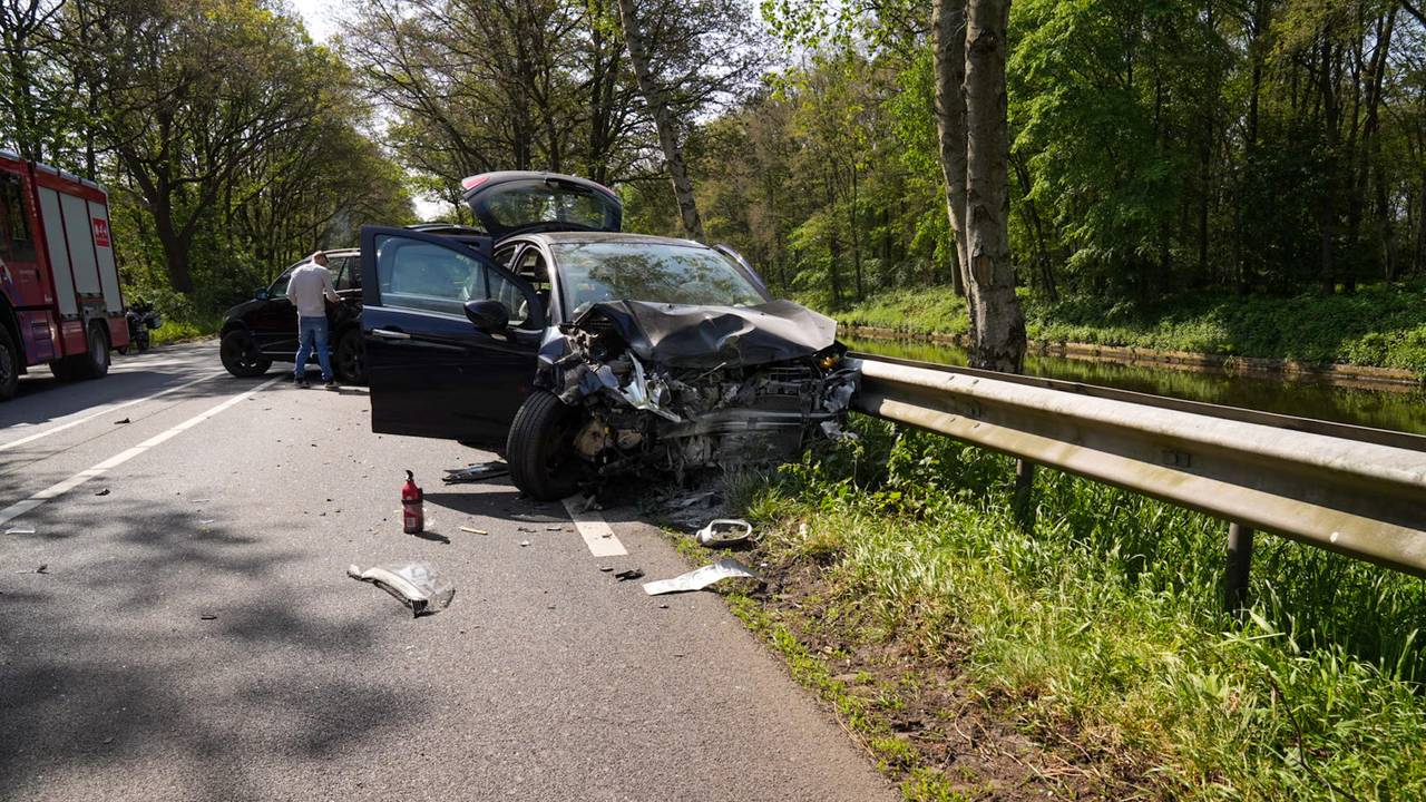 112 news : deux voitures entrent en collision à Erp • des seniors font pipi dans le jardin