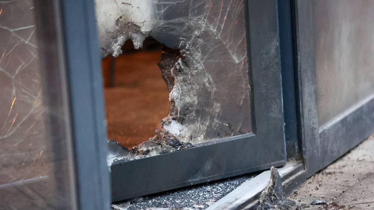 Explosie bij een restaurant in Eindhoven (foto: Arno van der Linden/SQ Vision).