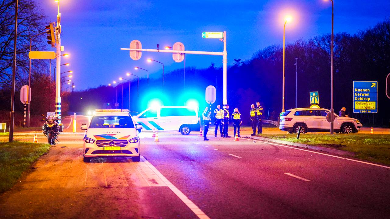Het ging mis op de kruising halverwege de weg van Eindhoven naar Helmond (foto: SQ Vision).
