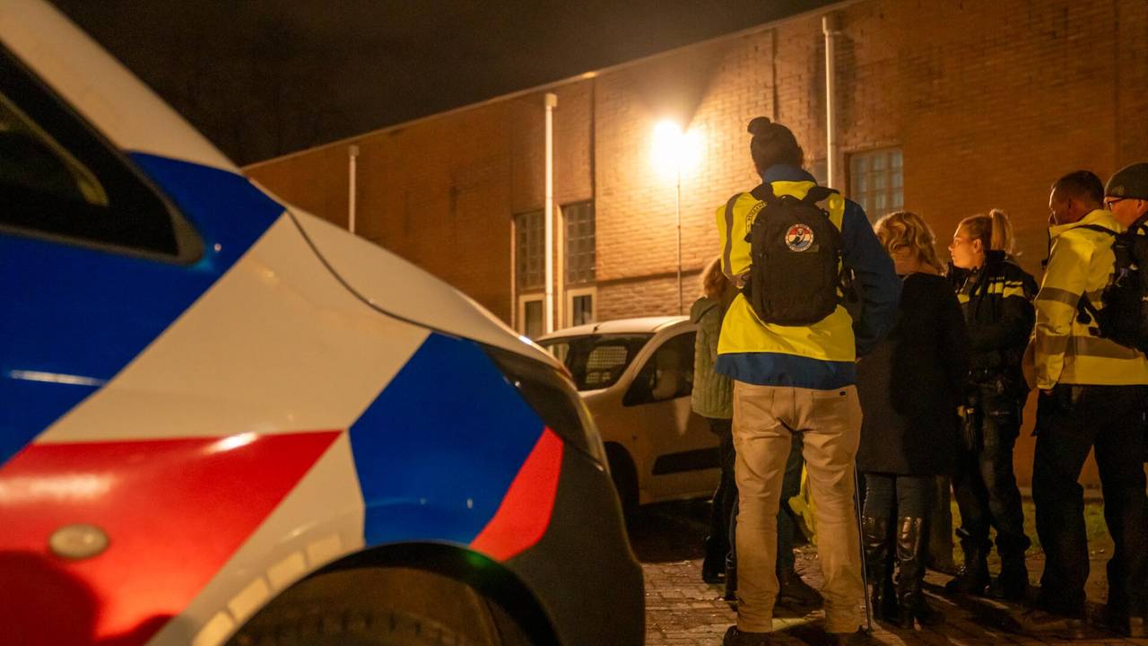 Ook de politie was erbij (foto: Dave Hendriks/SQ Vision).