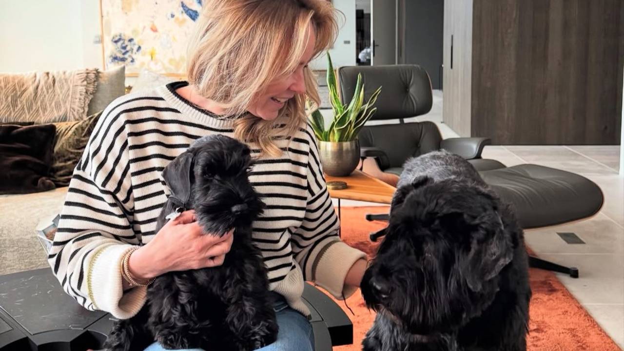 Billie bij de familie Verhulst (foto: Ellencallebout/Instagram).