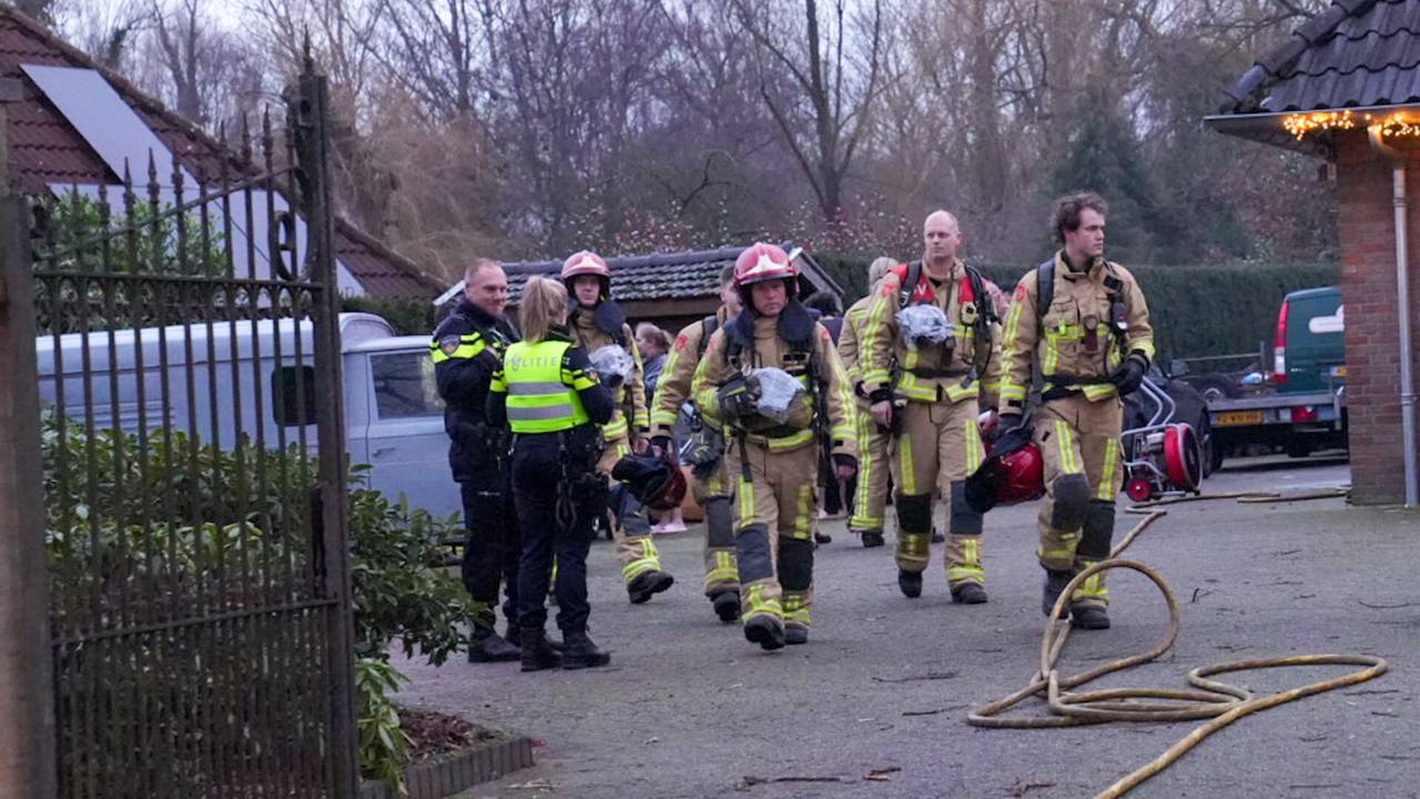 Ook de politie kwam poolshoogte nemen (foto: Harrie Grijseels/SQ Vision).
