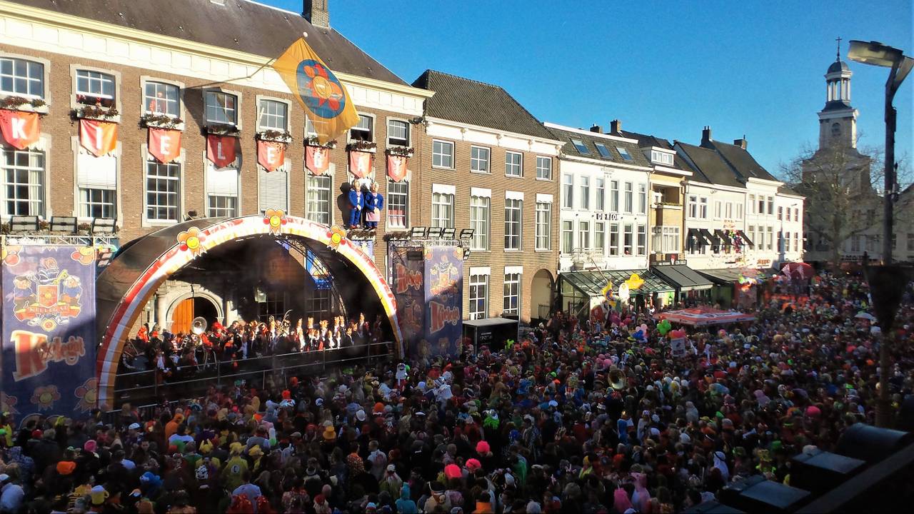 Ga naar slide 1