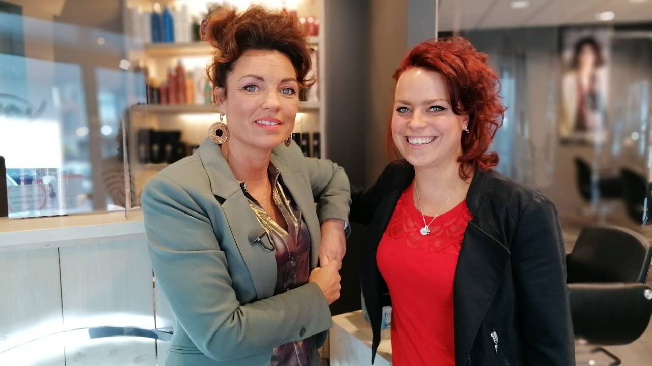 Kapster Wendy demonstreert donderdag voor een betere compensatie.