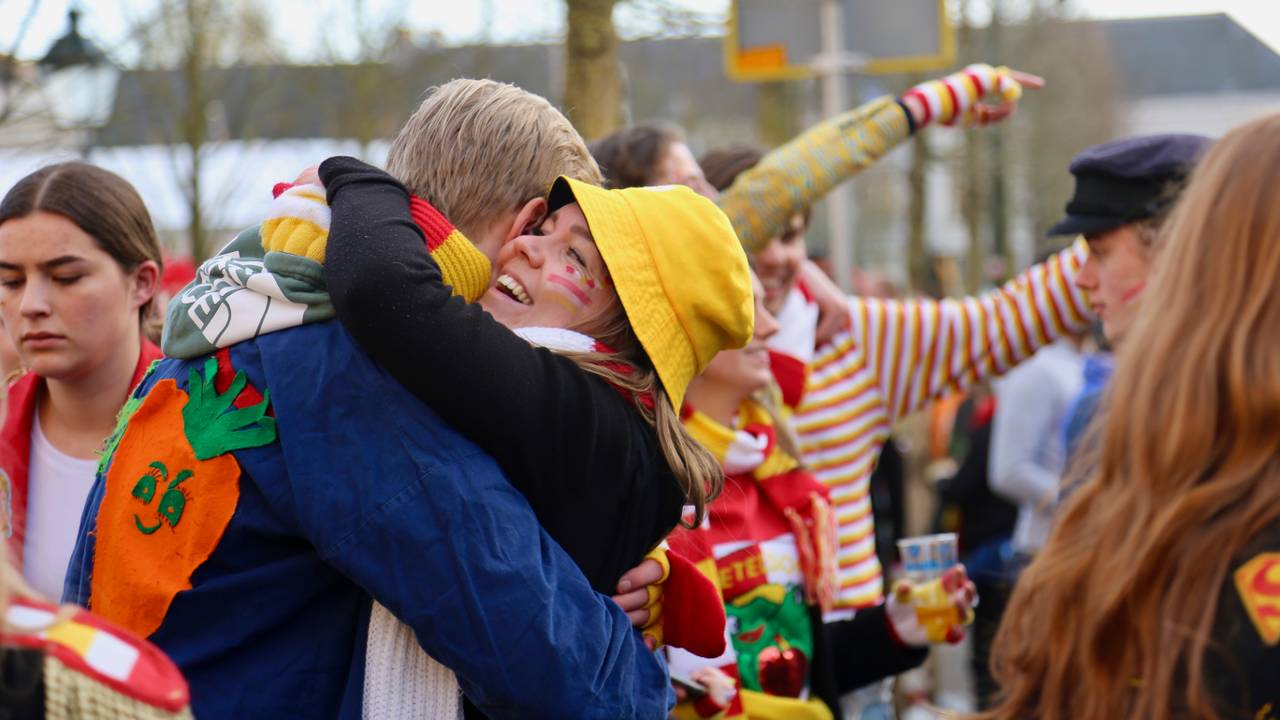 Een omhelzing, het mag weer!