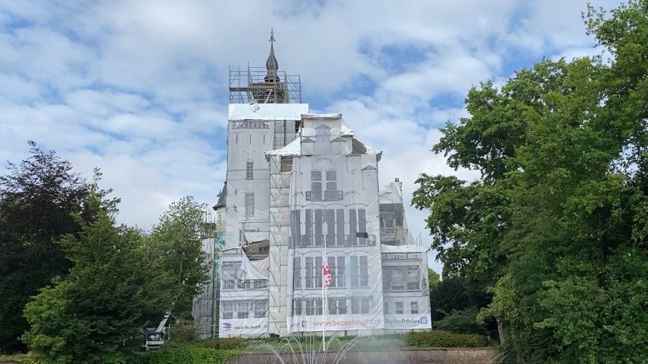 Vught pakt kostbaar raadhuis uit (foto: Jan Peels).