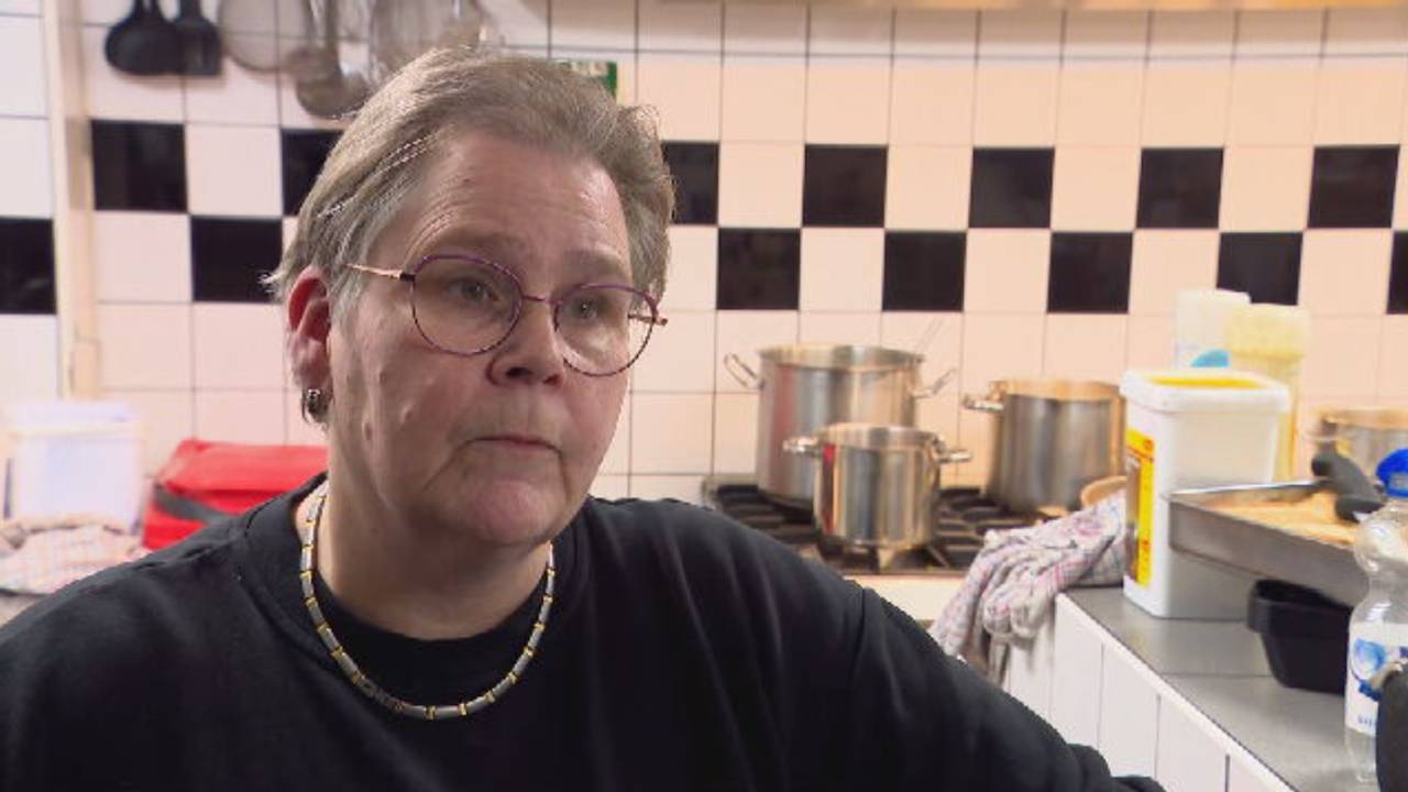 Inwoners Moerdijk boos omdat de toekomst van het dorp nog steeds onzeker is. 