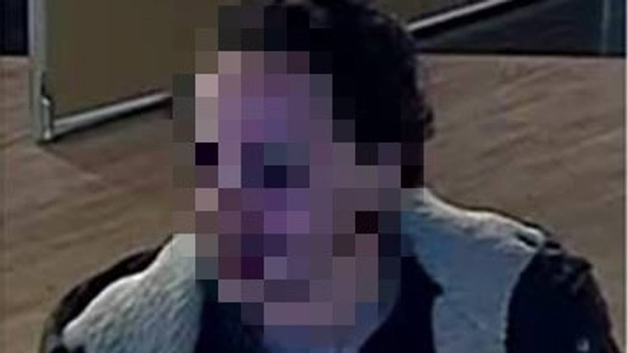 Meldt deze man zich niet dan toont de politie zijn foto herkenbaar (foto: politieam Weerijs).