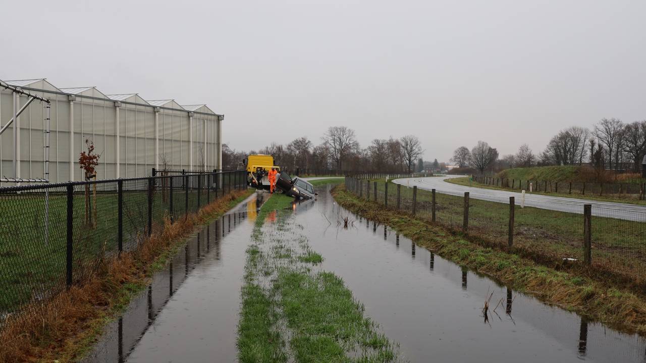 Het water staat ook in Boekel erg hoog (foto: Kevin Kanters/SQ Vision).