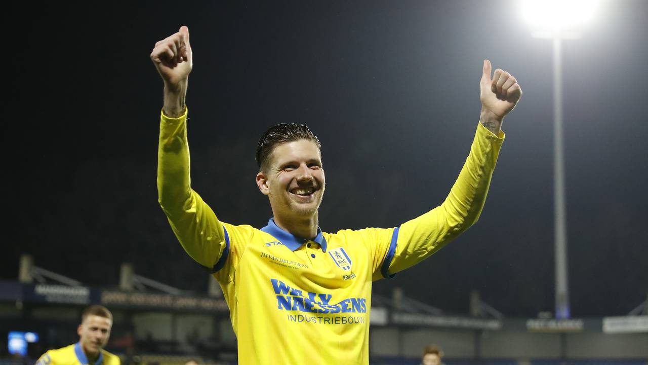 Michiel Kramer was de matchwinner tijdens RKC Waalwijk-Vitesse (foto: ANP 2023/Bart Stoutjesdijk).
