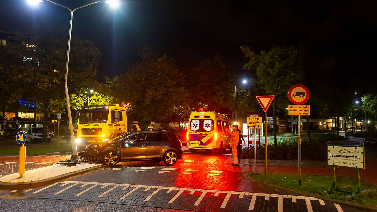 Het ongeluk in Oss gebeurde op de kruising van de Joannes Zwijsenlaan en de Paganinistraat (foto: Gabor Heeres/SQ Vision).