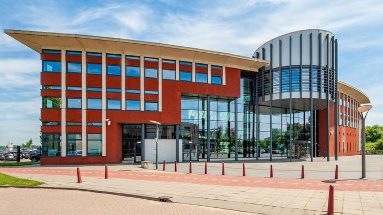 Het gemeentehuis van Steenbergen (foto: gemeente).
