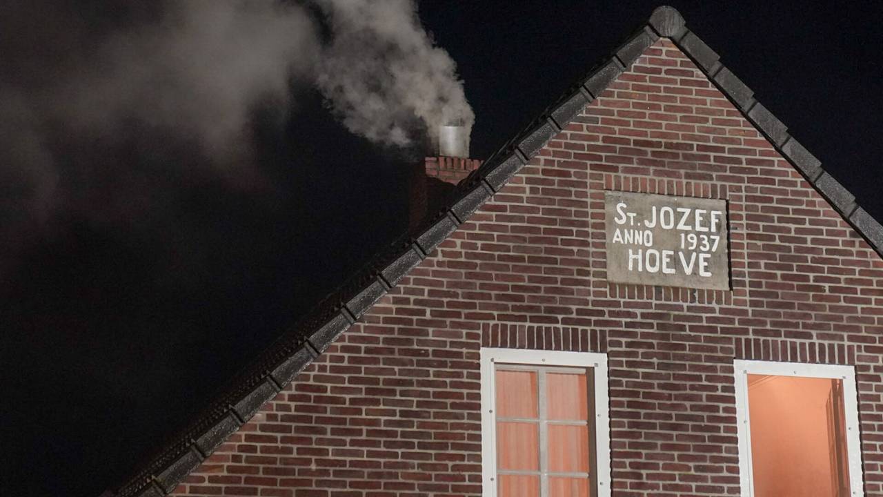 Een schoorsteen moet blijven roken, maar bij voorkeur zonder overlast (foto: Harrie Grijseels/SQ Vision).