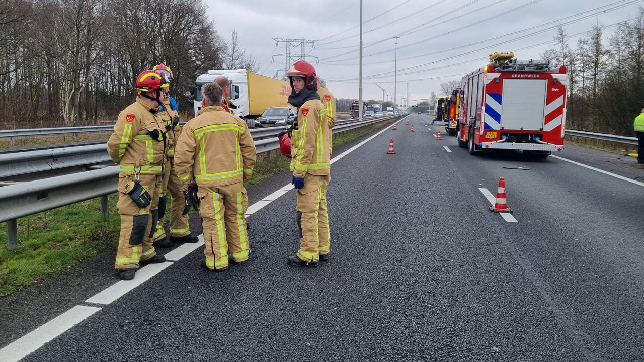 Brandweer en ambulance waren snel paraat (foto: Toby de Kort/SQ Vision Mediaprodukties).