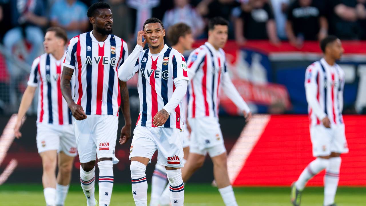 Teleurstelling bij Willem II na een tegendoelpunt (foto: Joris Verwijst/Orange Pictures).