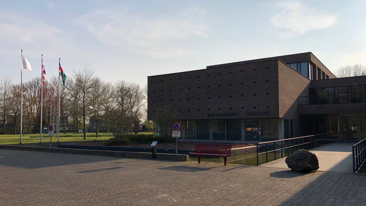 De schok in Beek en Donk is groot (Foto: Imke van de Laar)