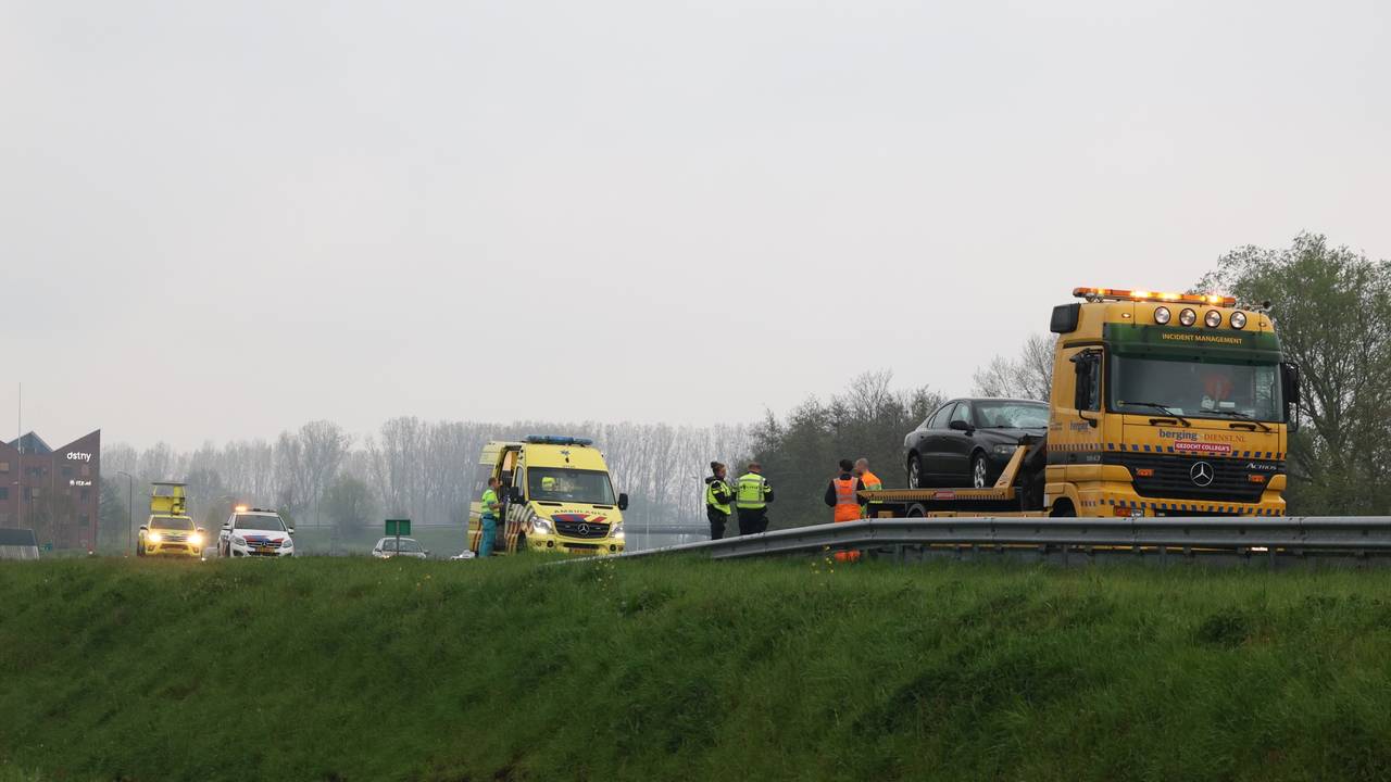 De wagen is afgevoerd (foto: Sander van Gils/SQ Vision Mediaprodukties).