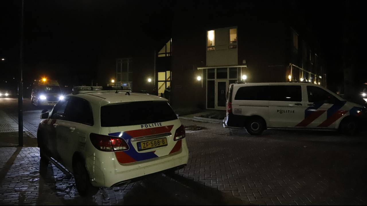 Man Gewond Bij Steekpartij In Escharen, Bebloede Vrouw Aangehouden ...