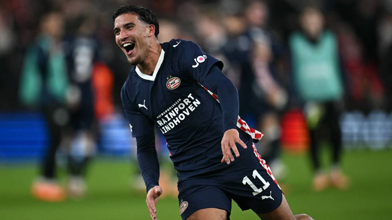 Een blije Couhaib Driouech bij het eindsignaal (foto: ANP).