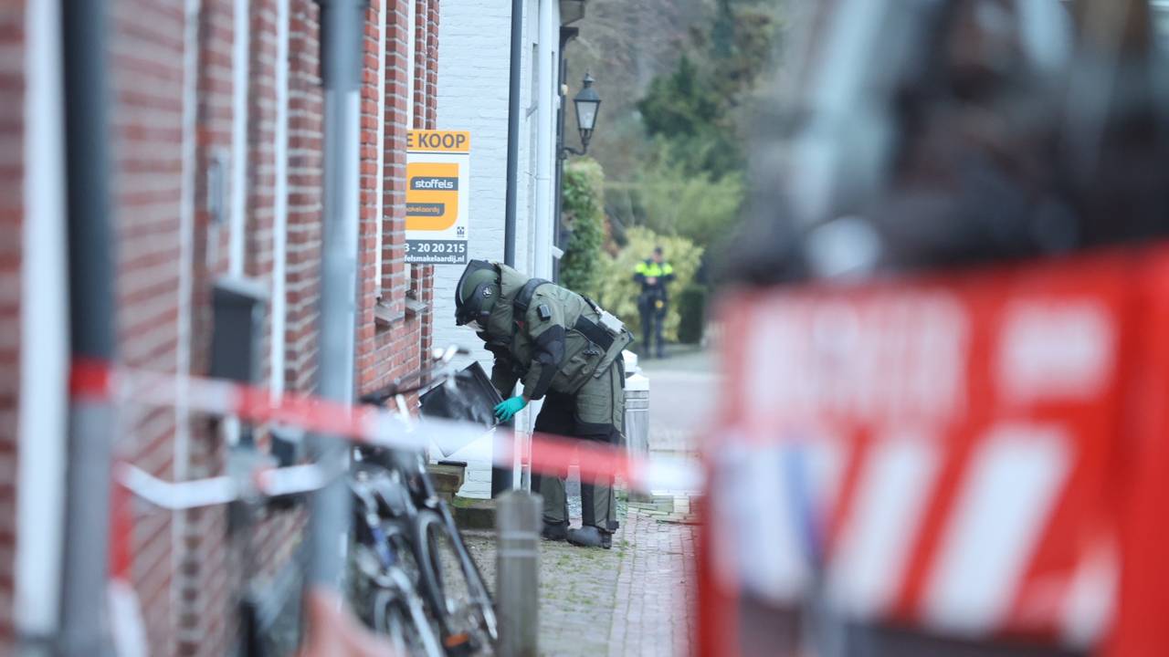 Suspicious Package Found in Vught Contained E-Reader, Prompting Evacuations and Massive Emergency Response