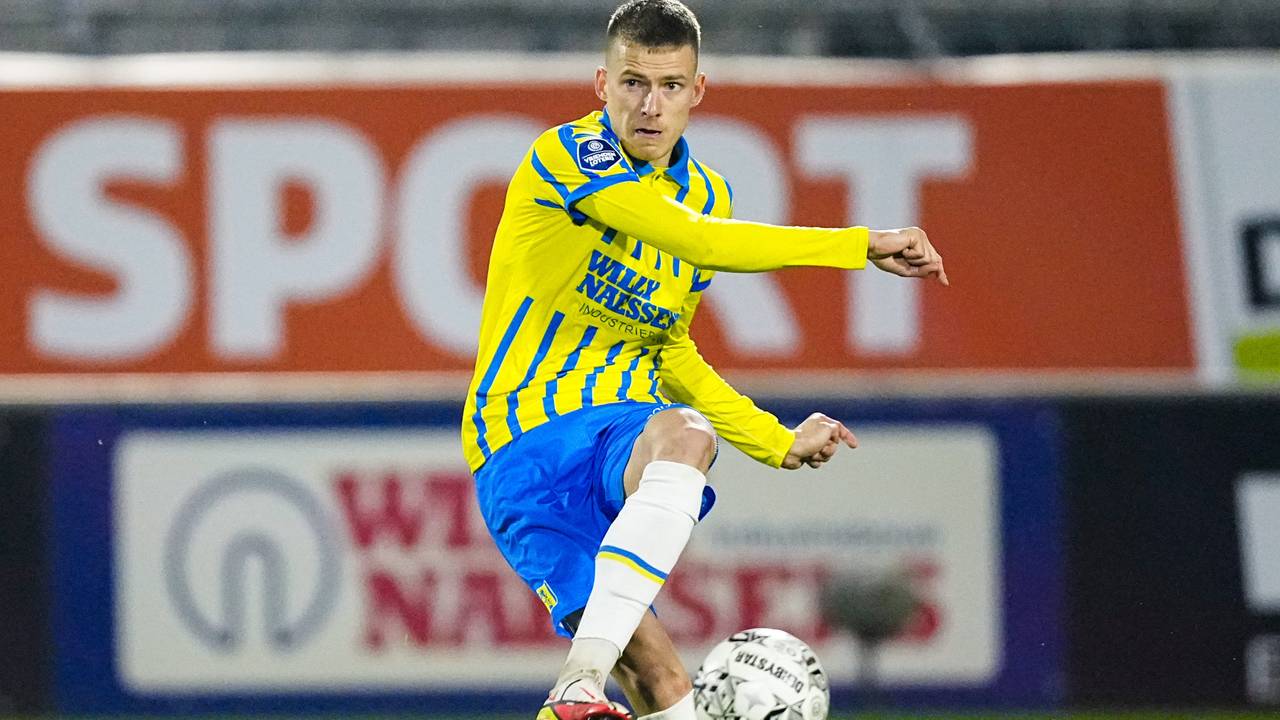 Dario van den Buijs kwam dit seizoen tot vijftien Eredivisie-wedstrijden