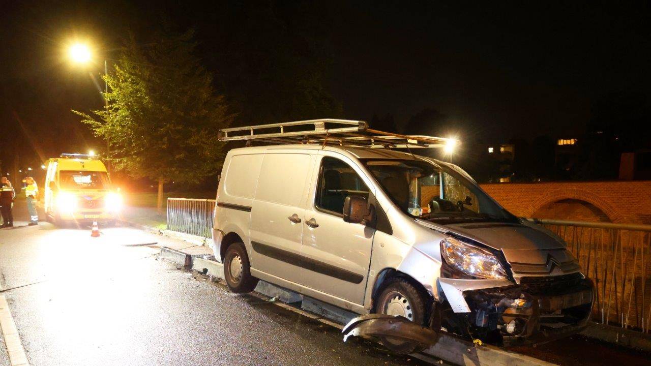 Na de melding werden ambulance en politie opgeroepen (foto: Bart Meesters/Meesters Multi Media/SQ Vision).