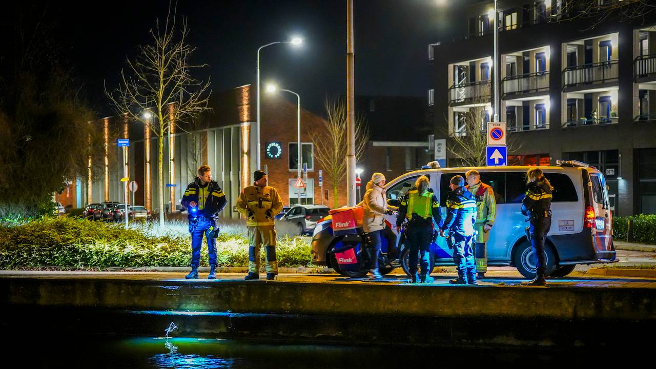 Er zou iets of iemand in het water zijn gevallen (foto: SQ Vision).