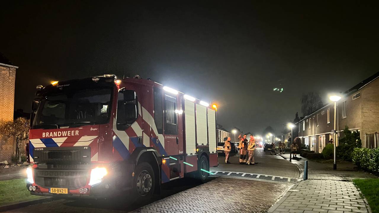 De brandweer in actie in Etten-Leur (foto: Perry Roovers/SQ Vision).