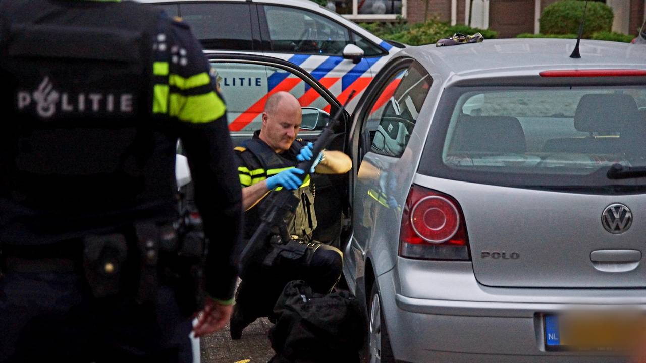 Er werd een nepwapen in beslag genomen (foto: FPMB/Erik Haverhals).