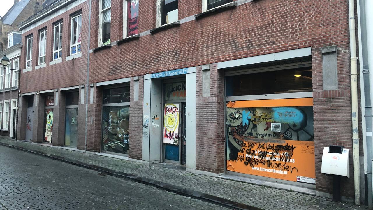 Contrecarrer la vente d’un ancien squat à DJ Tiësto coûte cher à Breda