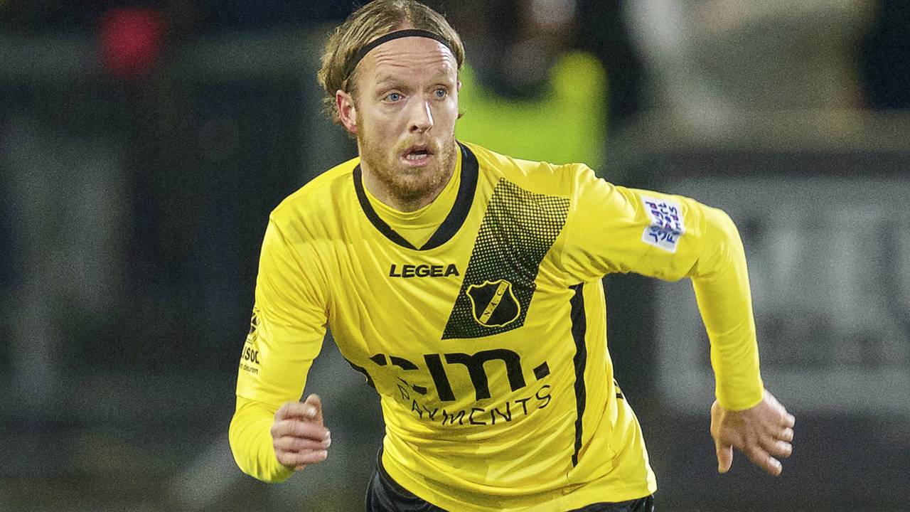 Ronnie Stam in zijn tijd bij NAC (foto: ANP).